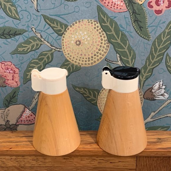 Vintage Maple Rocket Mod Salt and Pepper Shakers -Made in Germany - Picture 7 of 12